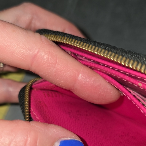 Louis Vuitton Black Multicolor Monogram Wallet - Picture 6 of 10